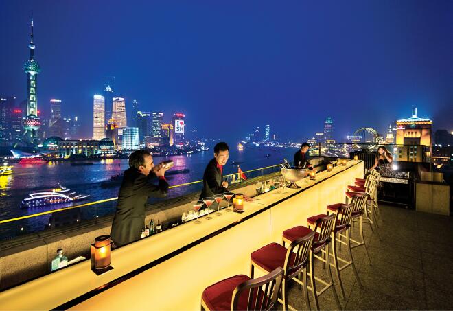 Peninsula_Shanghai_Sir_Elly's_Terrace_-_Vantage_Point_of_The_Peninsula_Shanghai.jpg