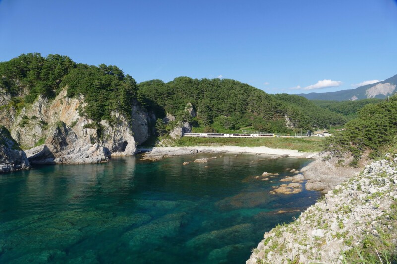 The Gono Line skims the coastline of Japan's northwest coast.