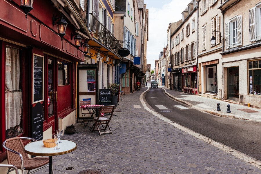 France Will Spend $165 Million to Rescue Some of Its Small Cafés