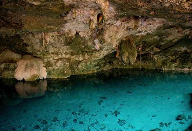 43._20Cenote_20dos_20ojos_Adam_20Wiseman.jpg