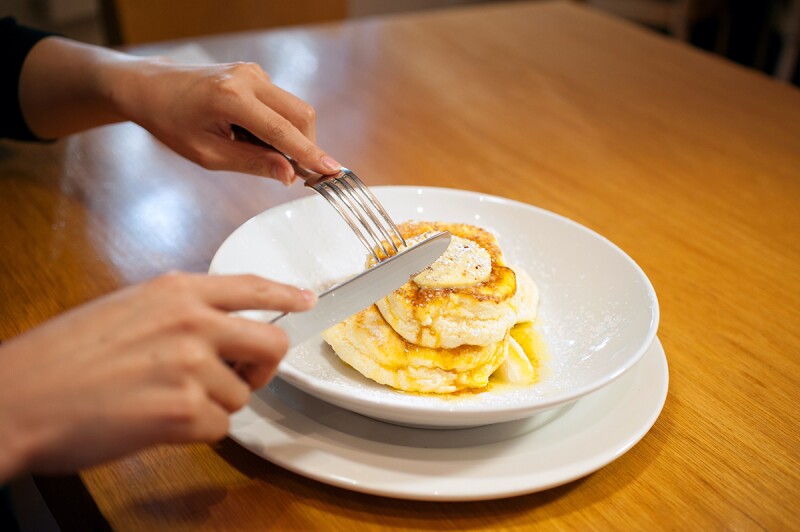 Ricotta hotcakes make any morning in isolation better.