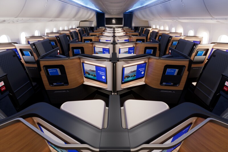 Overhead view of United's forthcoming Polaris cabin with a 1-2-1 configuration