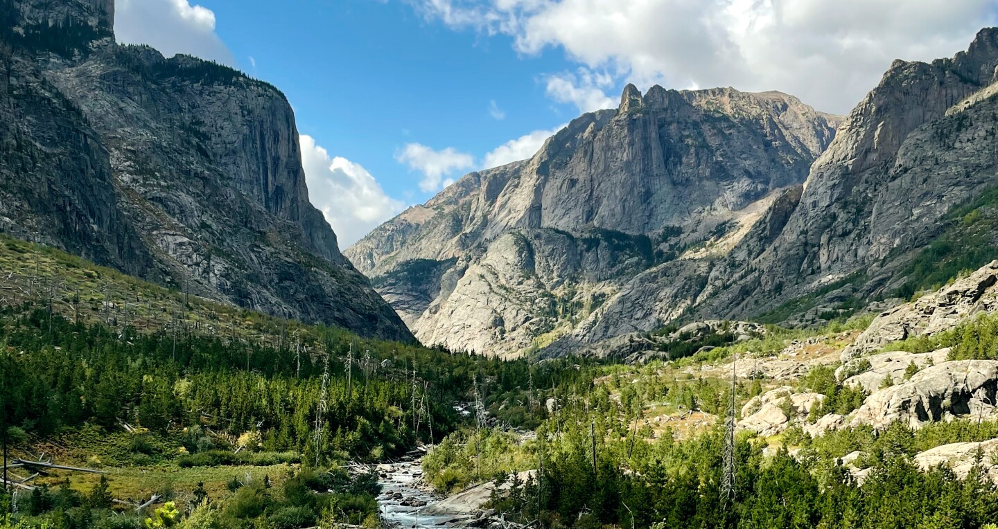 A Slice of Montana Traveler'S Guide: Explore Hidden Gems
