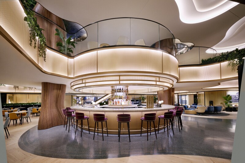 Circular bar in the LaGuardia Chase lounge