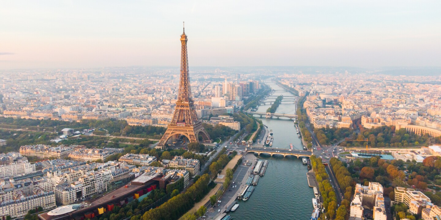 You Can Now Swim in the Seine River in Paris You Can Now Swim in the Seine River in Paris