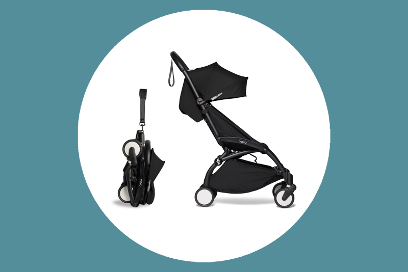 Black Babyzen Yoyo2 stroller folded and unfolded