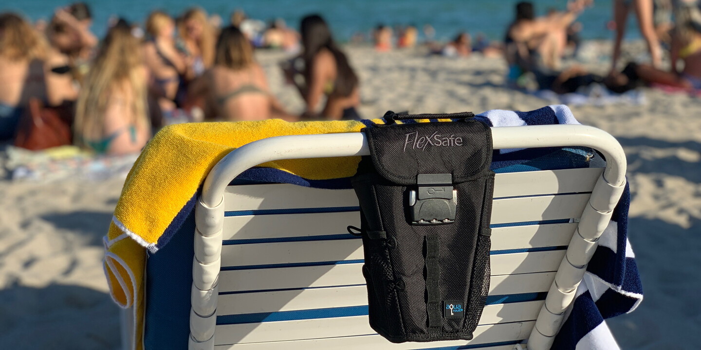 cool bag locking travel beach tote and anti-theft beach bag CoolBag with Insulated Cooler | Perfect for Spring Break & Cruises THEFT SYSTEM CoolBag Gen - 2