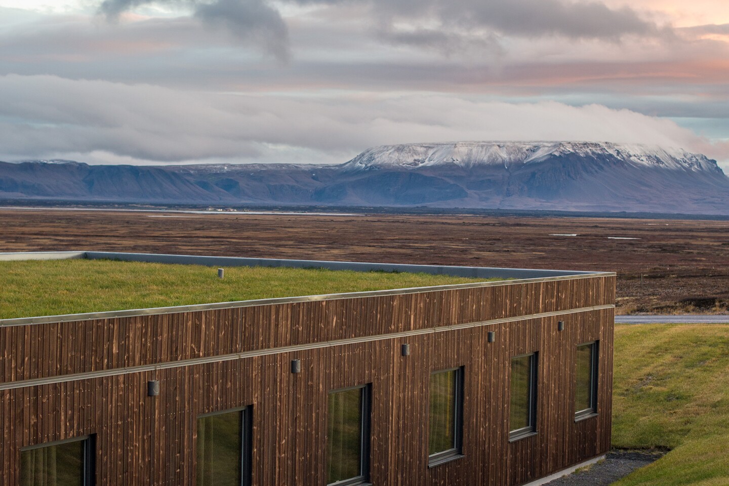 Hótel Laxá offers a front-row seat of Lake Mývatn and Vindbelgur Mountain.
