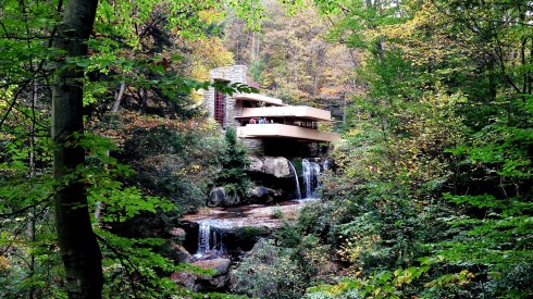 A picture of Fallingwater in Pennsylvania.