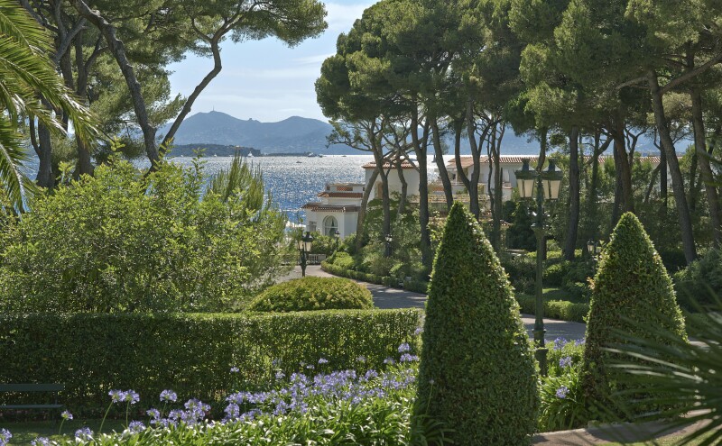 The gardens at Hôtel du Cap-Eden-Roc overlook the Mediterranean.