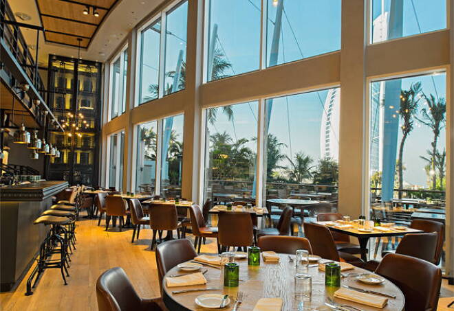 Review of Jumeirah Beach Hotel | Dubai, United Arab Emirates, Middle ...