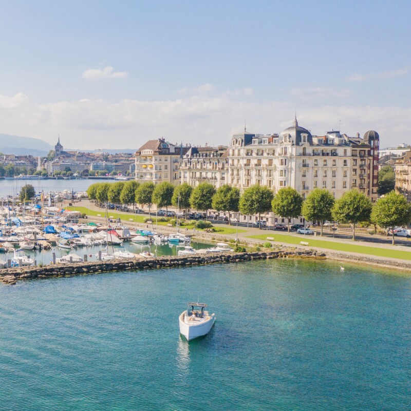 The Woodward Geneva on Lake Geneva - a grand palace of a hotel overlooking the water
