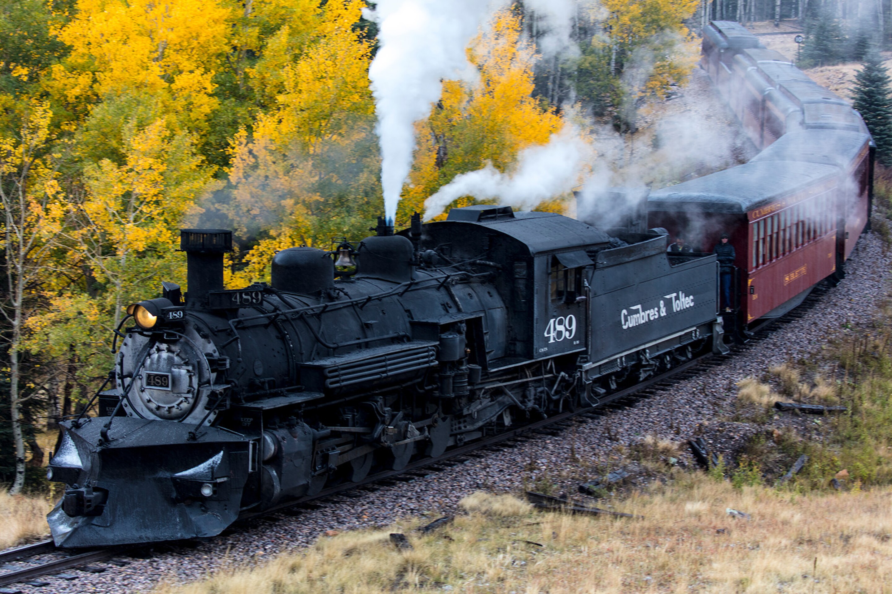 13 Most Beautiful Train Rides for Fall Foliage - AFAR
