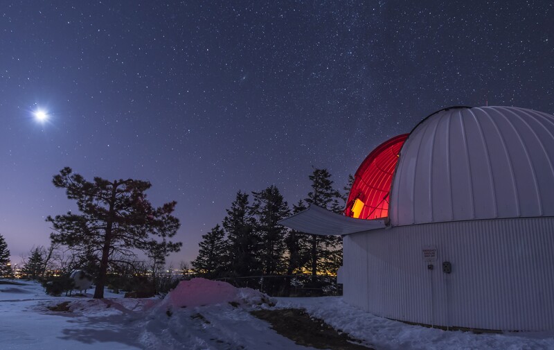 Attend an astronomy lecture at the University of Arizona’s Mount Lemmon SkyCenter.