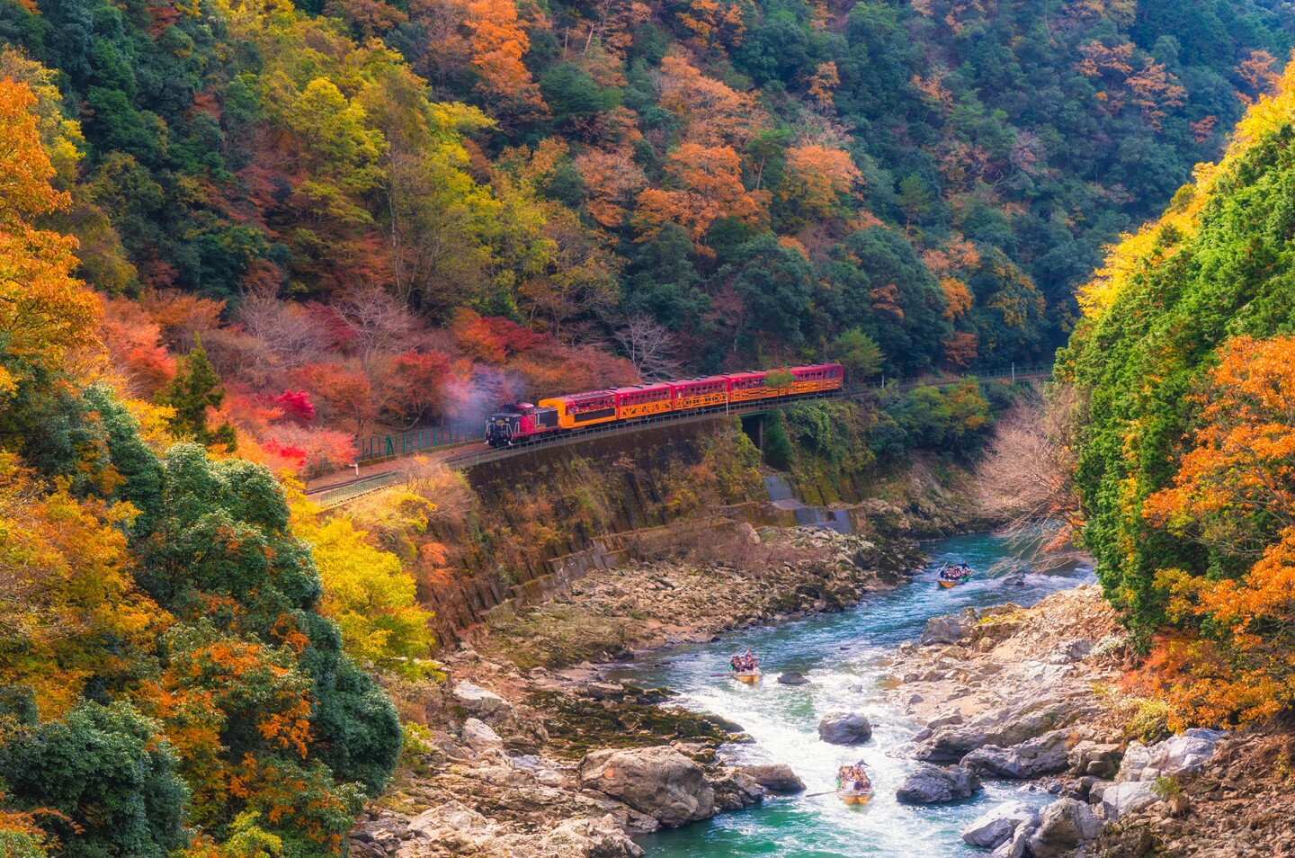 13 Most Beautiful Train Rides for Fall Foliage - AFAR