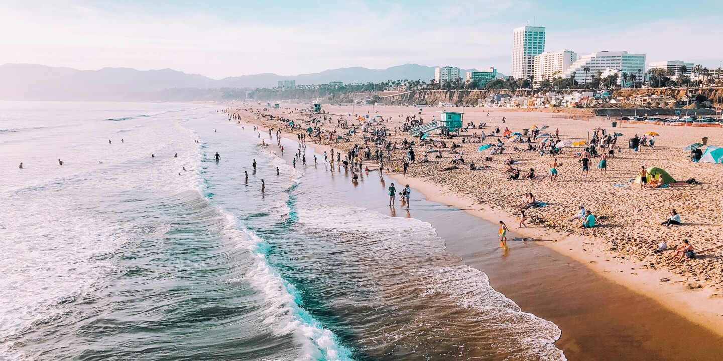 LAX のことは忘れてください。ロサンゼルスの地方空港に初の定期便が就航します