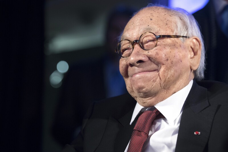 I.M. Pei accepting an award in 2016