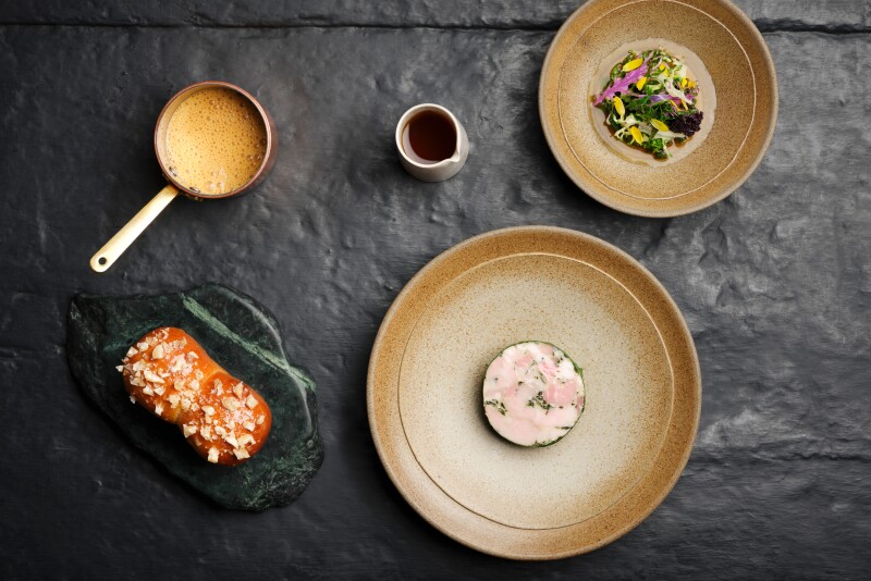 Cartmel-Lenclume-Pork_Middle_White_Pork_Hero_and_Sauce_Pan.jpg