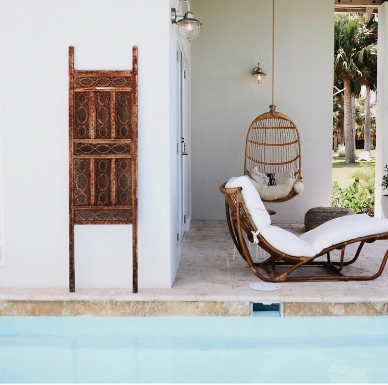 The serene Villa Montaña Beach Resort.