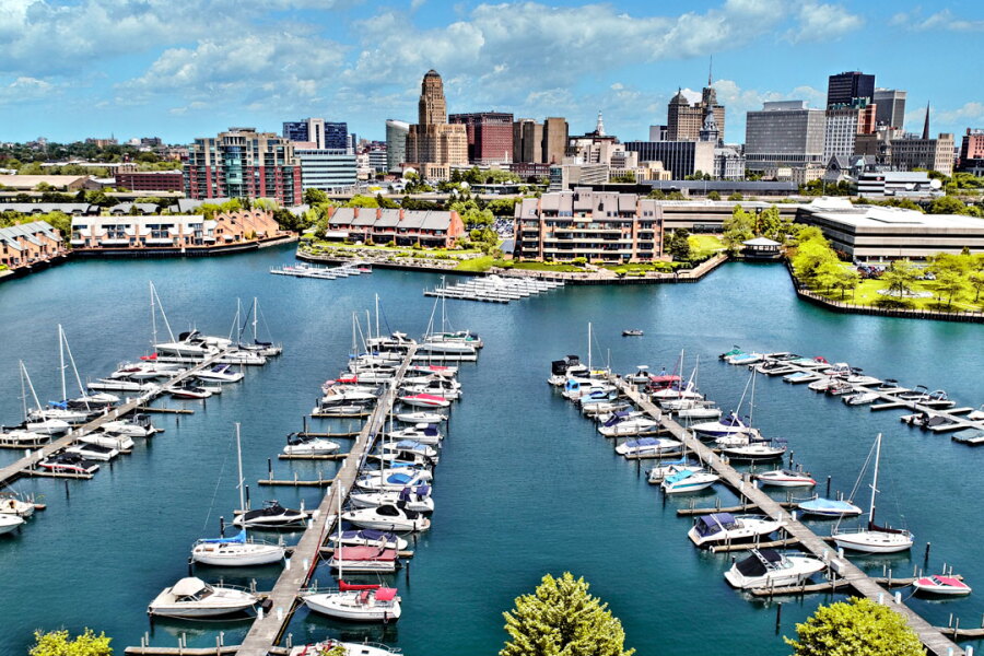 Buffalo-NY-Guide-Lede-shutterstock_OpenToursLLC-Shutterstock.jpg