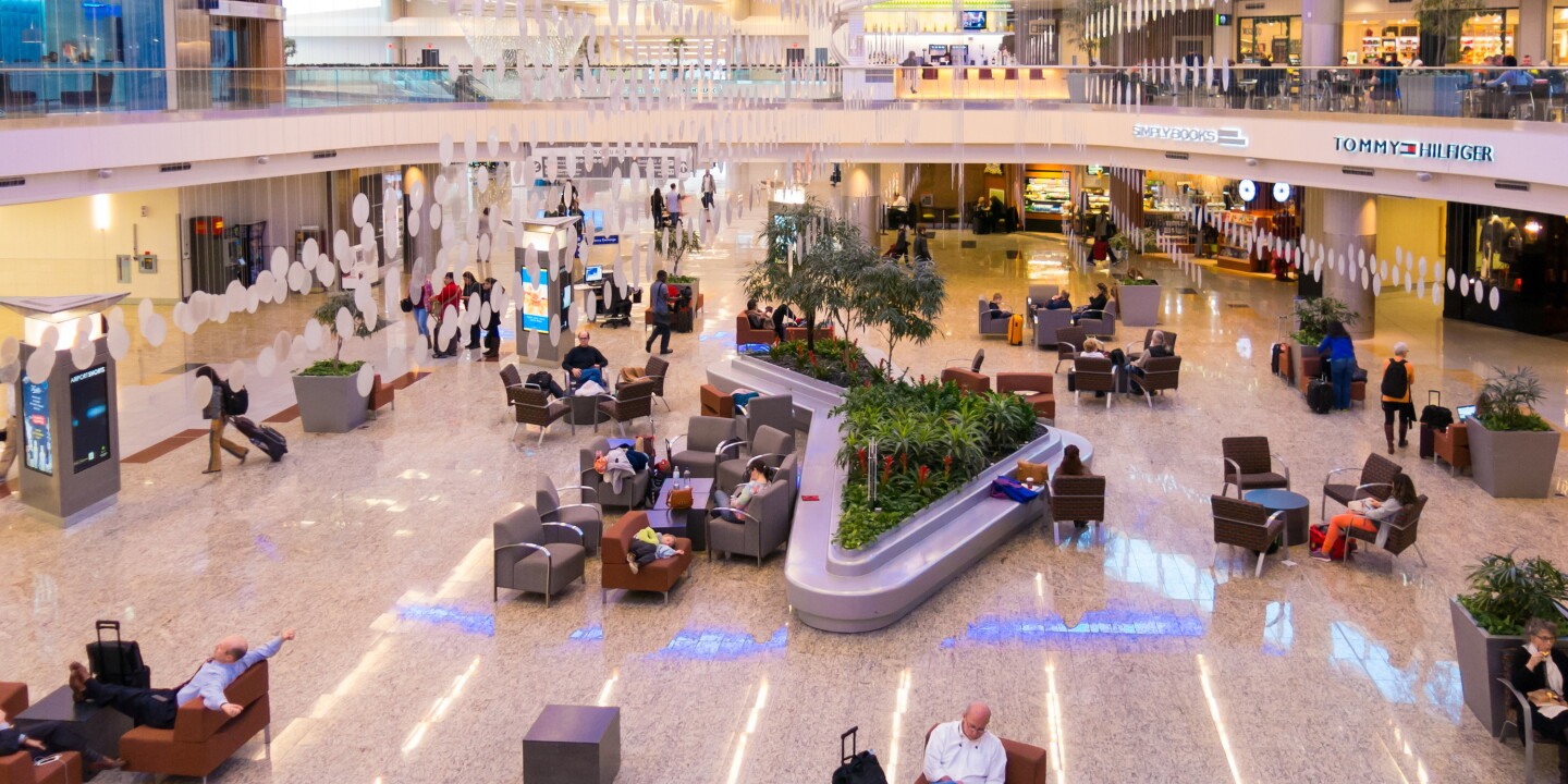Ranking de los 20 aeropuertos más transitados de Estados Unidos Ranking de los 20 aeropuertos más transitados de Estados Unidos