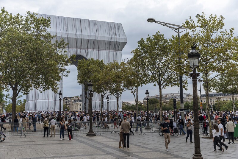 On weekends, the Arc de Triomphe’s traffic-heavy roundabout will be entirely pedestrianized.