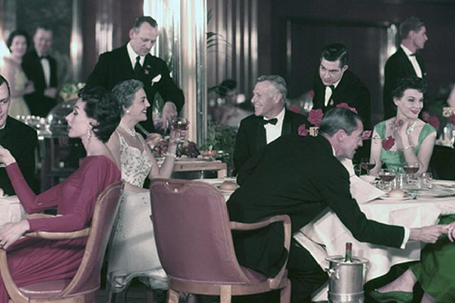 queen mary 2 dressing for dinner A Luxury Voyage on the Queen Mary 2