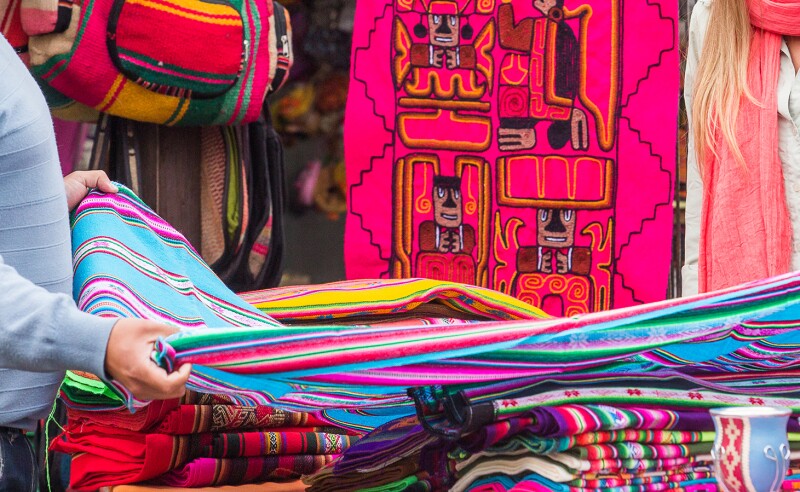 Cafayate’s main square welcomes shoppers with an artisanal marketplace brimming with local crafts, textiles, jewelry, art, and more.