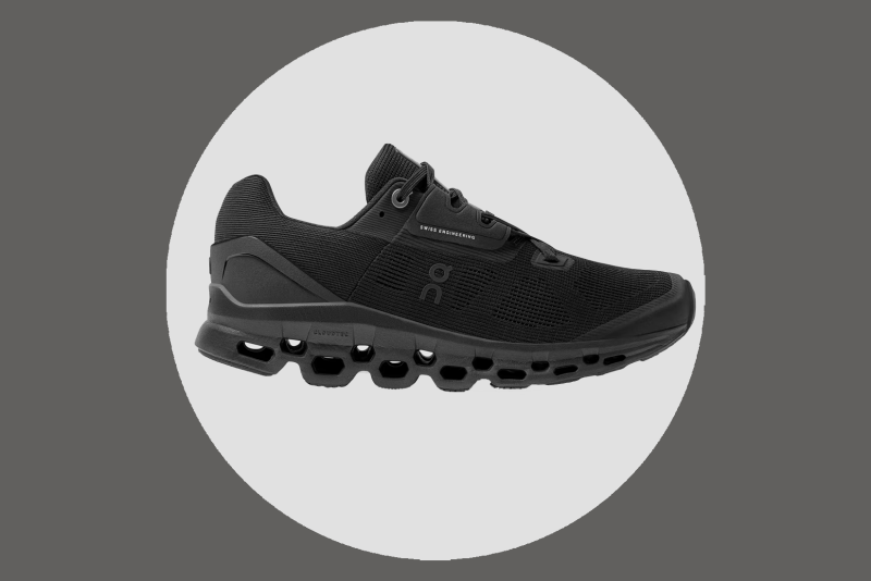 On Running Cloudstratus Running Shoe