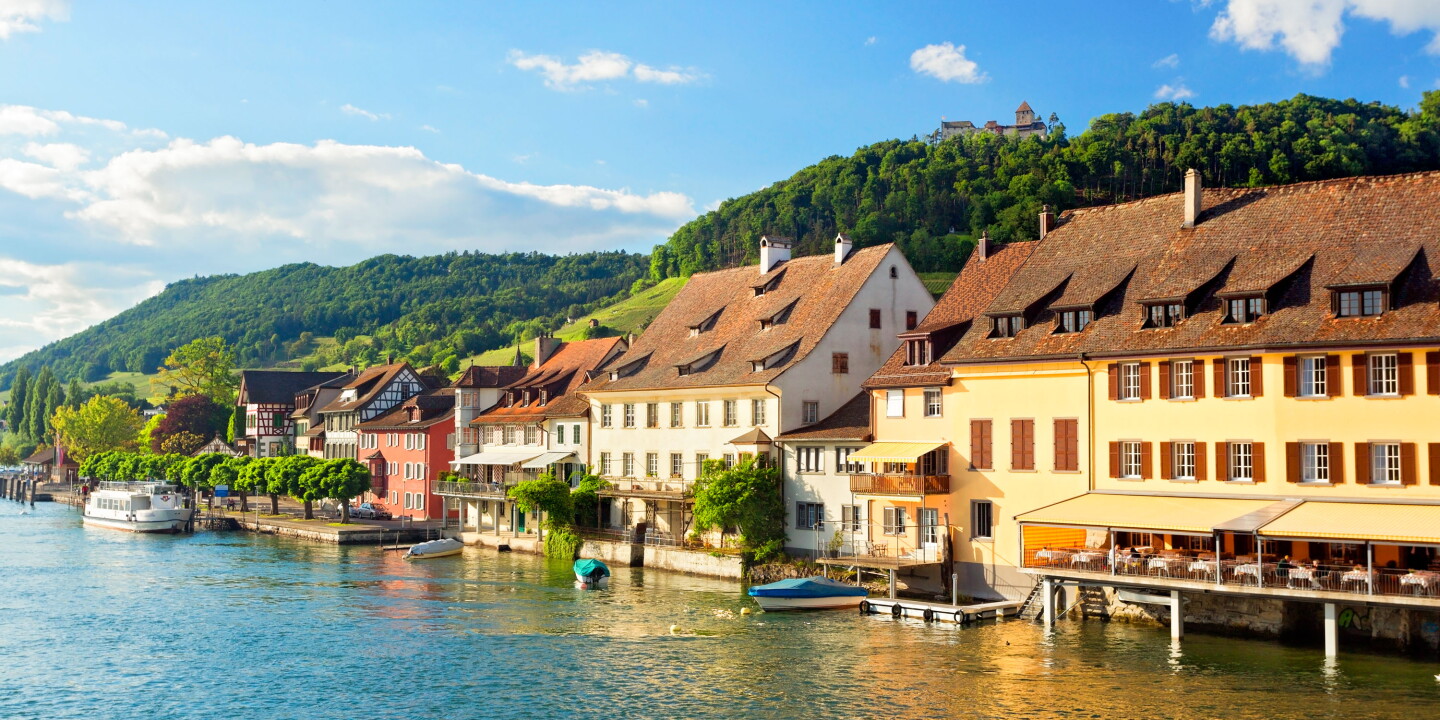 5 bezaubernde Schweizer Städte für Fondue, mittelalterliche Burgen und Alpenseen