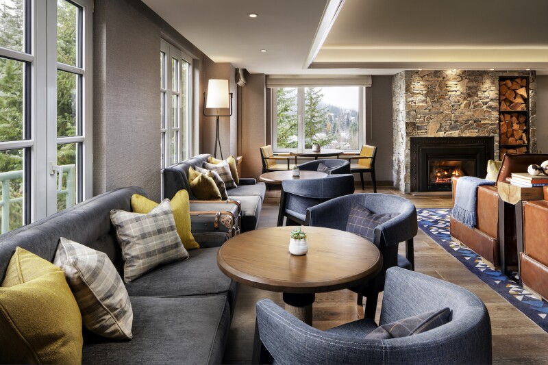 The Fairmont's little luxuries like live music and an on-site art gallery make a stay worth it.