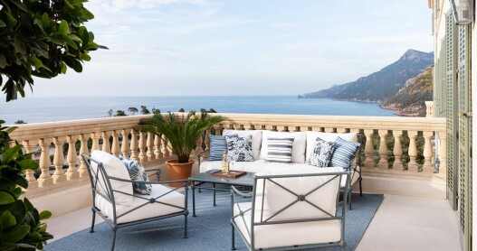 Mallorca-son-bunyola-hotel-deluxe-sea-view-room.jpg