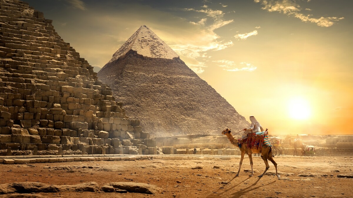 Exploring the Ancient Treasures of Upper Egypt: A Traveler's Guide - Souvenirs and Shopping in Upper Egypt