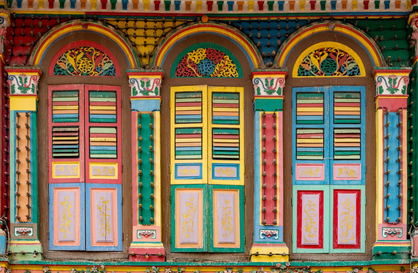 The colors of Little India.