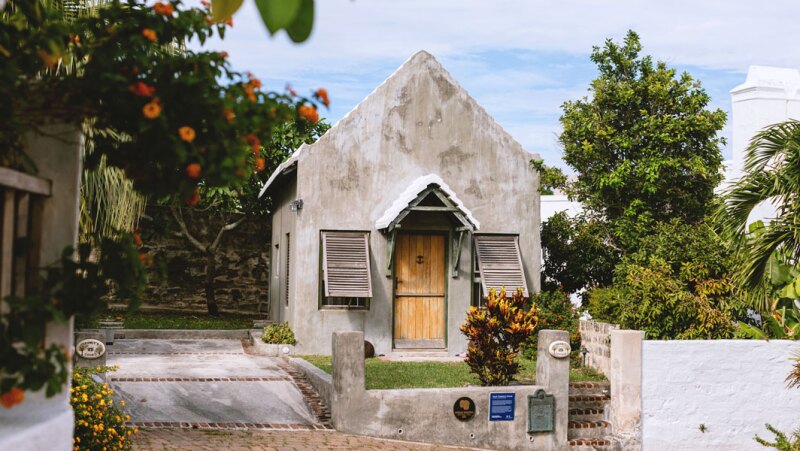 AFR010122_Bermuda02.jpg