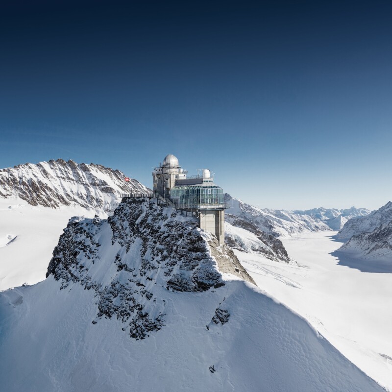 The snowy Jungfraujoch train station.