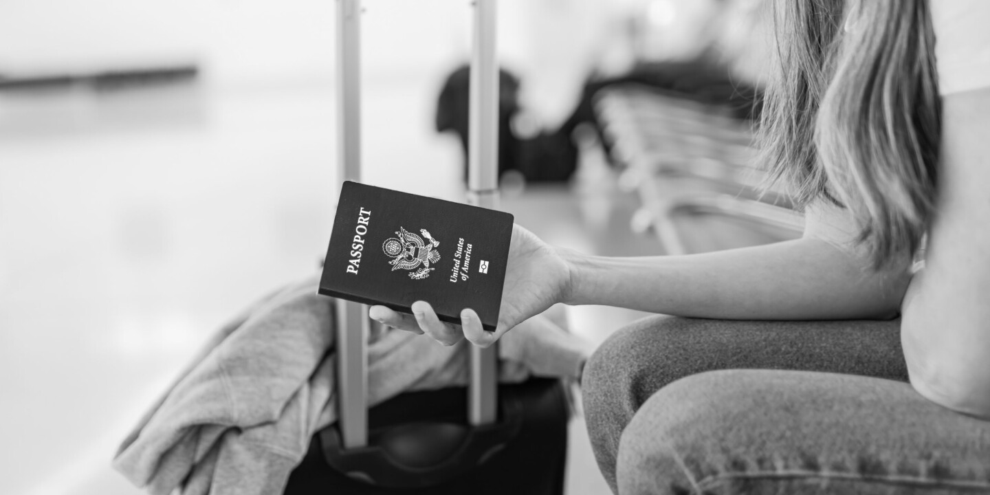Pasaporte estadounidense revocado por falta de pago de manutención infantil Pasaporte estadounidense revocado por falta de pago de manutención infantil