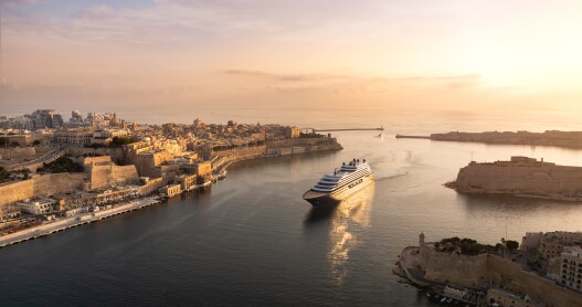 Ilma cruising through a European port