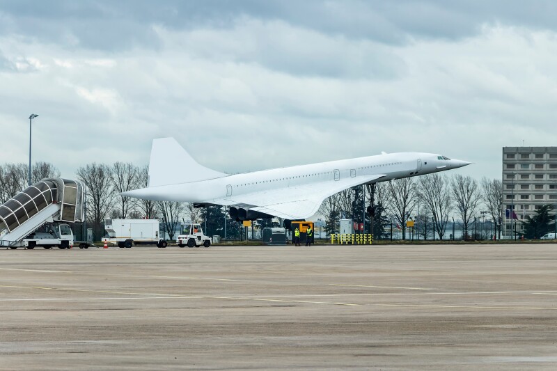 The Hilton Charles de Gaulle is right by the iconic Concorde.