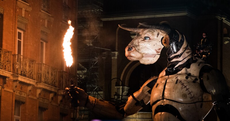 Asterion walks the streets of Toulouse in November 2018 during a performance of “Le Gardien du Temple.”