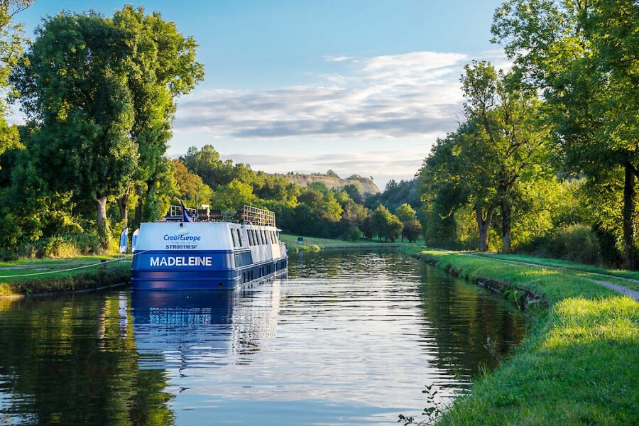 Canaux-Alsace-Marne-Rhin-peniche-Madeleine-navigation01©Bill Maloney.jpeg