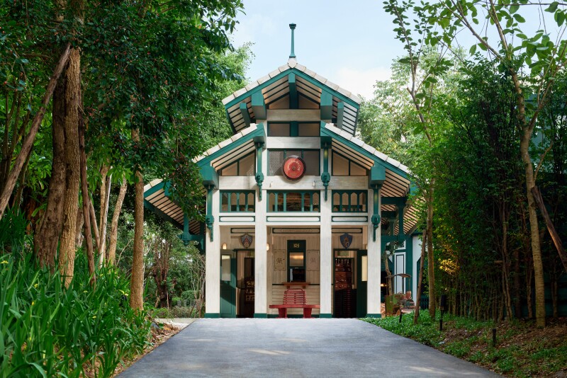 The entrance to intercontinental Khao Yai Resort.